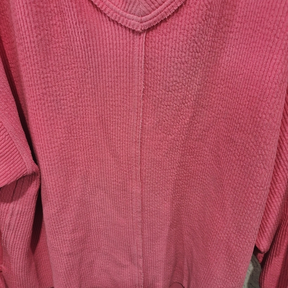 Aerie Wonder Textured Pink V-Neck Women's Sweater - Picture 5 of 9